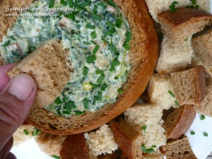 Bacon Spinach Beer Cheese Dip in a Beer Bread Bowl ~ Sumptuous Spoonfuls #dip #recipe