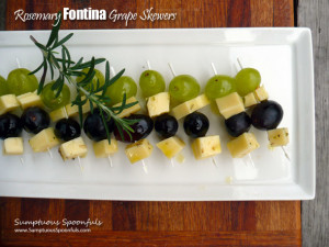 Rosemary Fontina Grape Skewers ~ Sumptuous Spoonfuls #marinated #cheese #appetizer #recipe