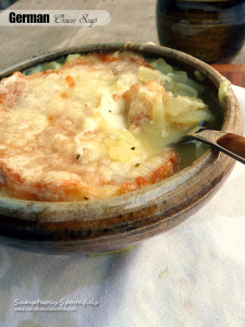 German Onion Soup {Zwiebelsuppe} ~ Sumptuous Spoonfuls #German #onion #soup #recipe