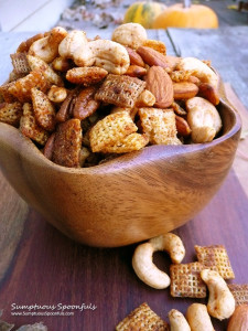 Spicy Smoky Salt-Free Chex Mix ~ Sumptuous Spoonfuls #healthy #snackmix #recipe